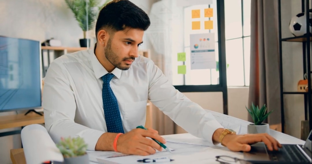 Should Your Small Business Become an S-Corp in 2026? The Wealth Scaling Guide