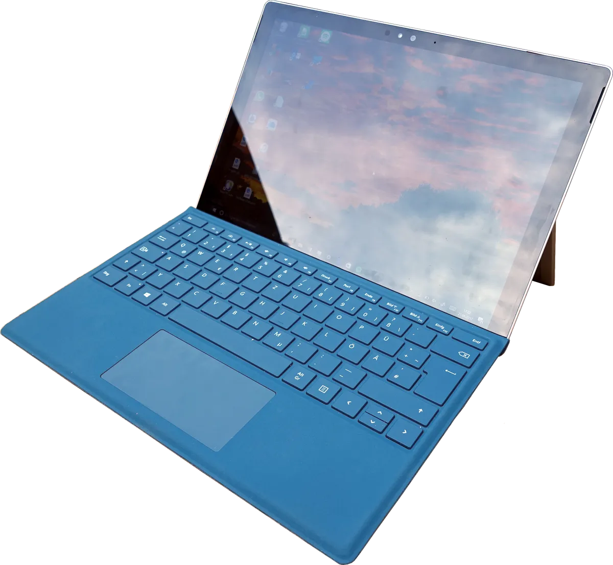 Surface Pro 11 Keyboard Not Working? Try These Manual Fixes
